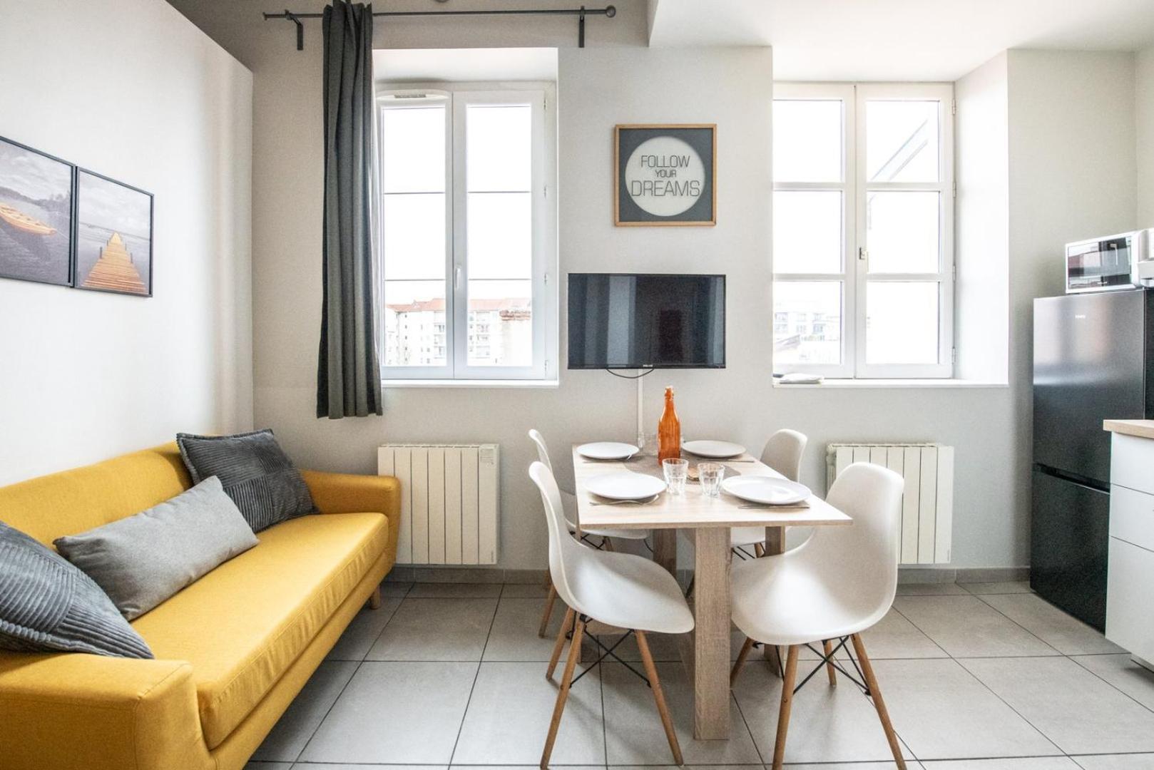 Duplex Scandinave A Cosy Et Calme - Lyon Part-Dieu Ngoại thất bức ảnh